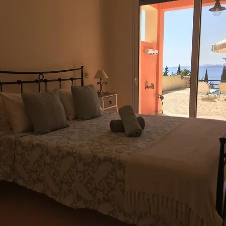 6 Emerald Bay Barbati